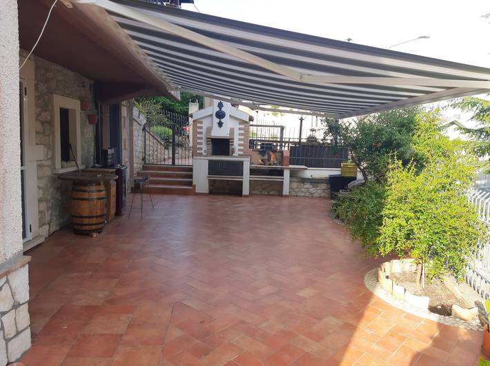 Ferienhaus 'Nel Cuore Della Maiella' mit Bergblick, privater Terrasse und Wlan in Palombaro, Nationalpark der Majella