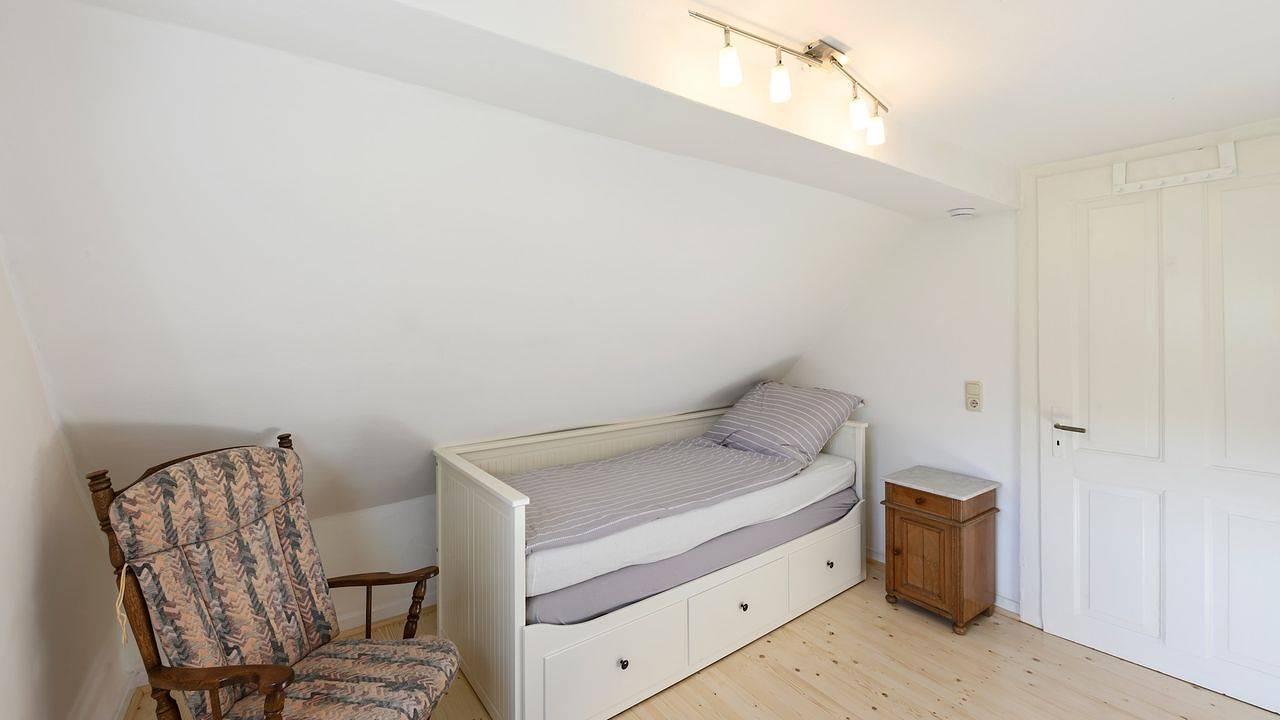 Ganze Ferienwohnung, Ferienwohnung für 6 Personen (160 m²) in Korbach in Korbach, die Mittelgebirge
