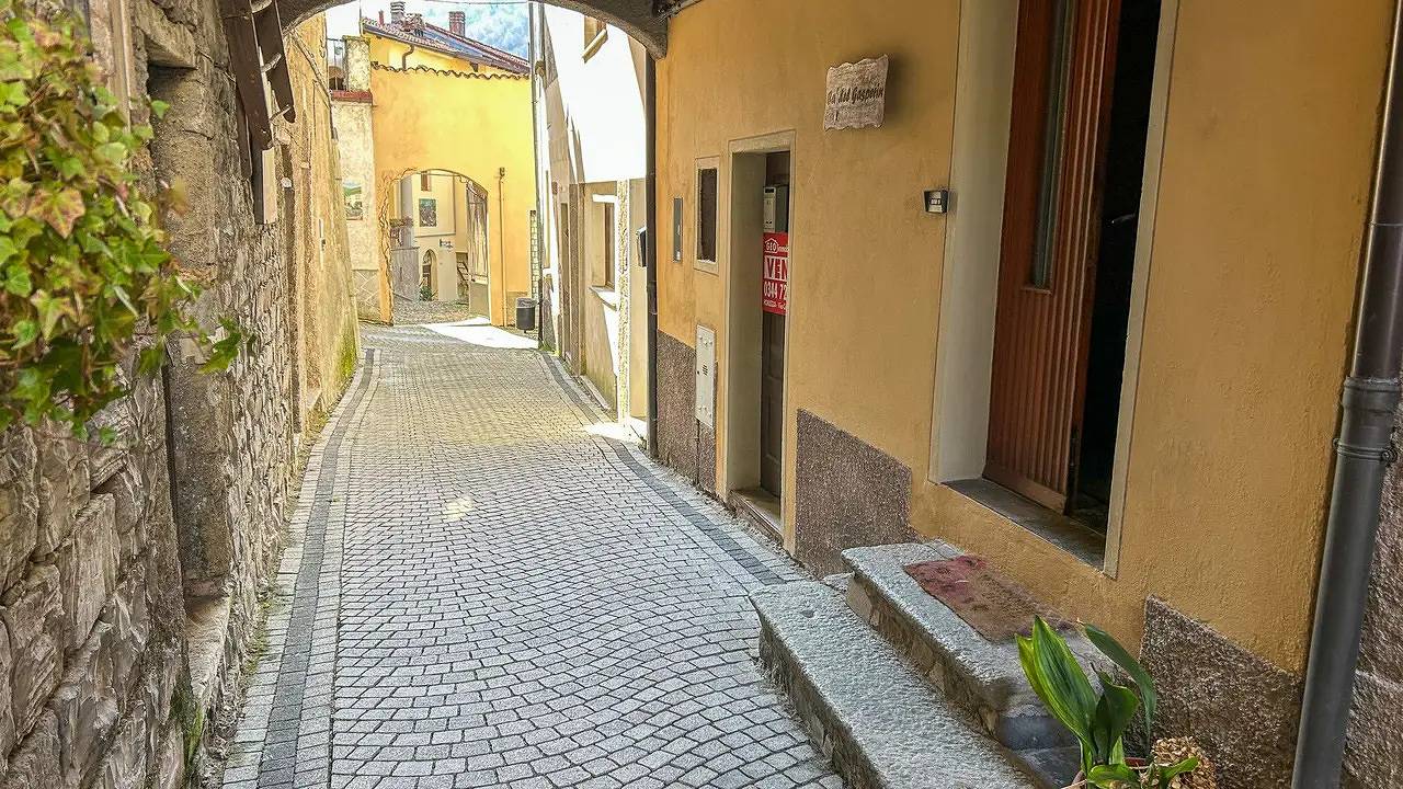 Ferienhaus für 4 Personen (128 m²) in Osteno-Claino in Claino, Claino con Osteno