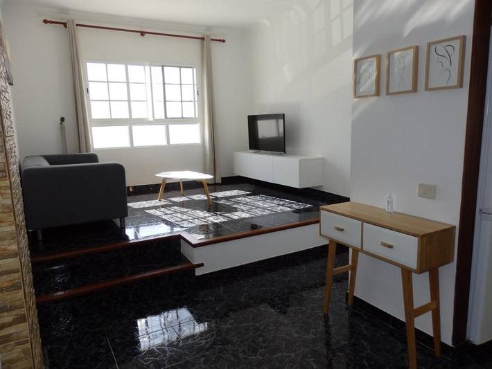 Apartamento para 4 personas, con terraza en Arinaga