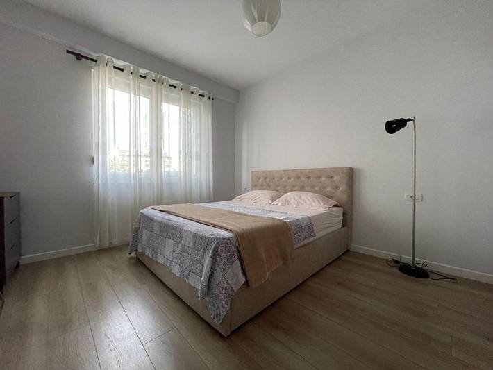 Ganze Wohnung, Bonbon 1 - Ruhig, zentral, 1 Schlafzimmer in Tiranë, Albanien