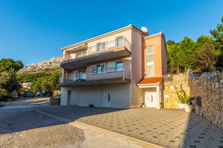 Ganze Wohnung, Studio Appartement mit Balkon und Meerblick Stanici, Omis As-18676-a in Stanici, Omis-Riviera