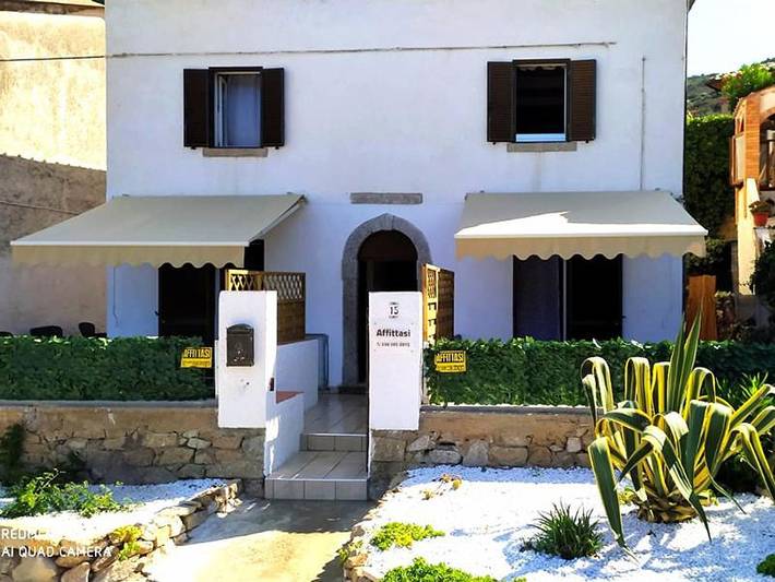 Ferienwohnung für 4 Personen, mit Balkon und Ausblick auf Isola del Giglio