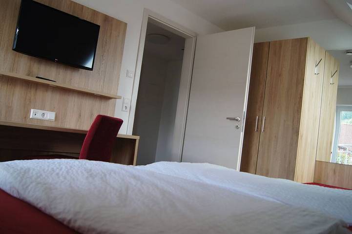 Ferienwohnung für 4 Personen, mit Balkon und Garten in Obersulm - 3