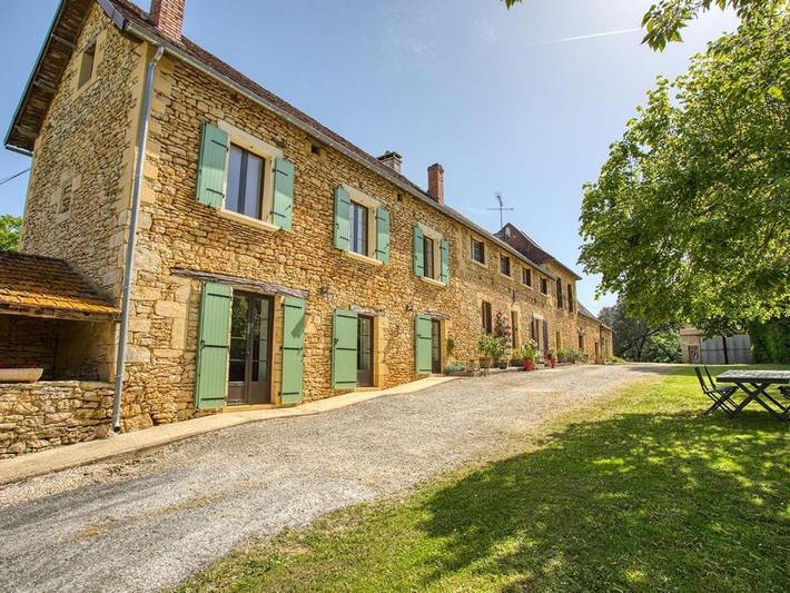 Location de vacances pour 5 personnes, avec Terrasse et Jardin à Carlux