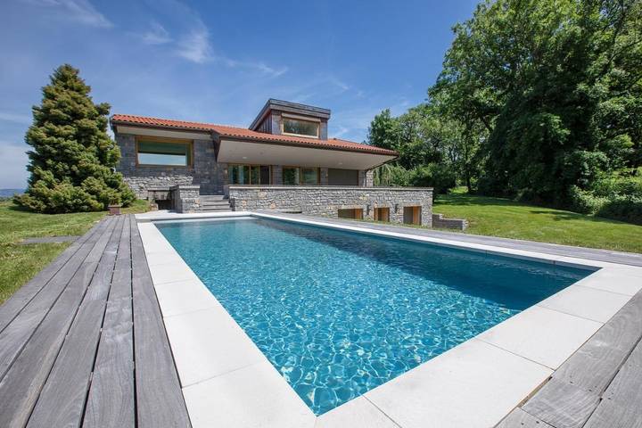 Villa pour 10 personnes, avec piscine et vue ainsi que vue sur le lac et jardin - 1