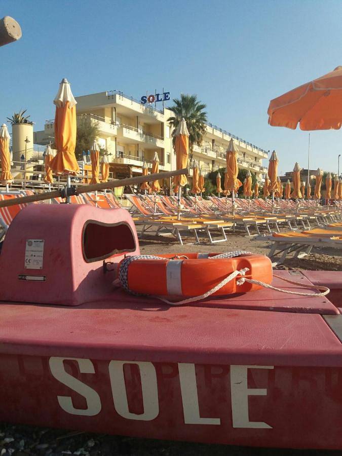 Camping pour 4 personnes, avec Jacuzzi et Terrasse ainsi que Piscine et Sauna