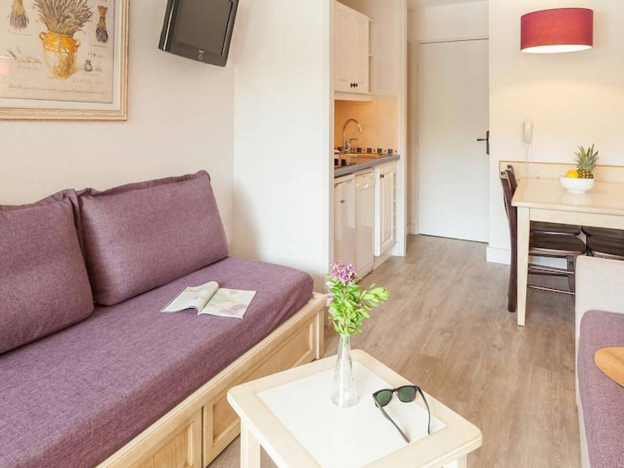 Pierre & Vacances Résidence La Pinède - Studio 4 personen - 1 Schlafbereich - Terrasse oder Balkon - Gartenblick in Hyeres, Parc national Port-Cros