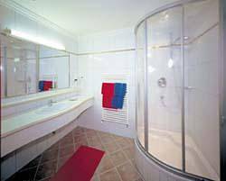 Juniorsuite mit Dusche od. Bad, Wc in Sankt Martin am Tennengebirge, Tennengau