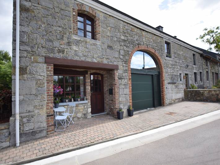 Location de vacances pour 5 personnes, avec Terrasse et Jardin à Wéris