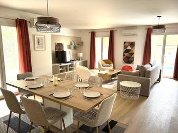 Location de vacances pour 8 personnes, avec piscine et jardin à Villeneuve-de-la-Raho