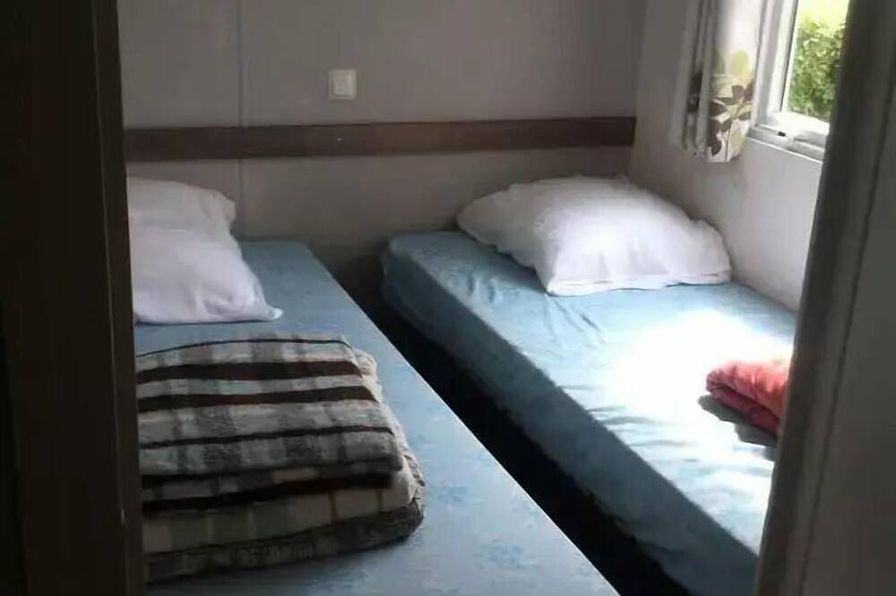 Mobil home (N°55) 6 personnes in Licques, Région de Calais