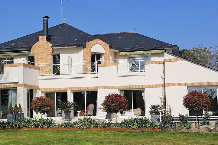 Gîte pour 3 personnes, avec Terrasse et Jardin dans Plage Pen Boc H Arradon