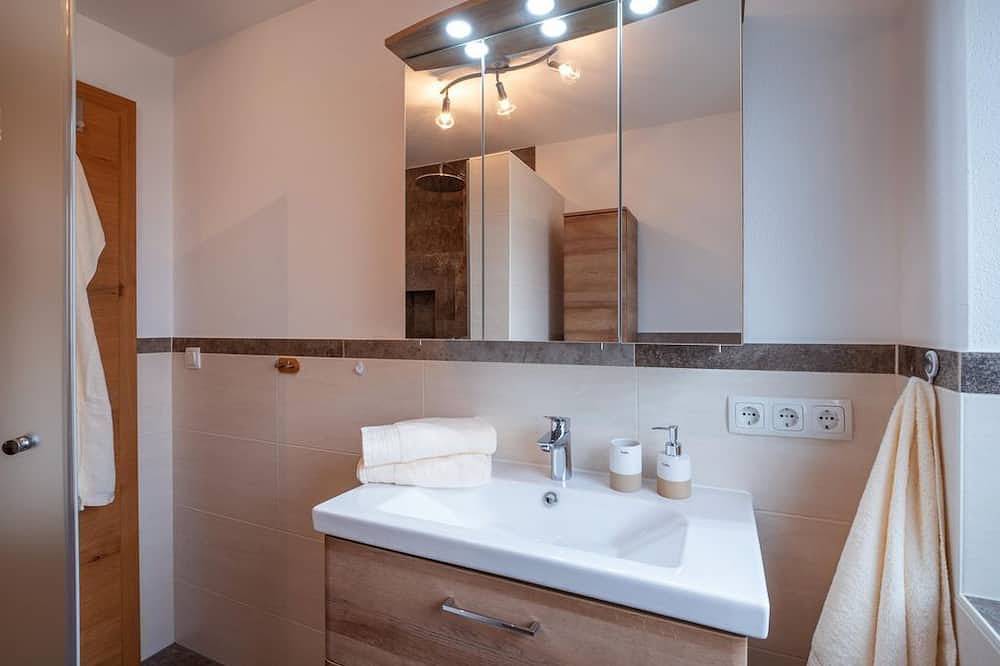 Geheel appartement, Ferienwohnung Emmerenzia - Appartement/fewo, Dusche, Wc, 2 Schlafräume in Söll, Kitzbüheler Alpen