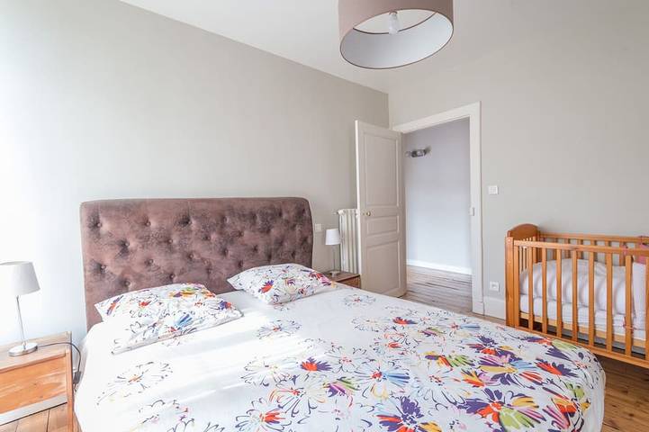 Gîte pour 8 personnes, avec jardin et balcon à Sévérac-l'Église - 2