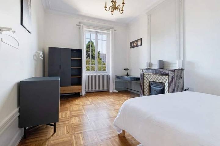 Villa pour 14 personnes, avec jacuzzi et piscine à Lyon - 4
