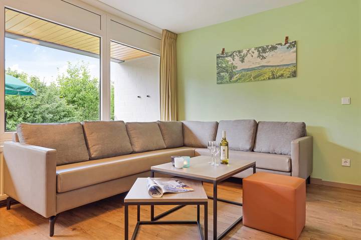 Bungalow für 6 Personen, mit Terrasse und Balkon/Terrasse an der Mosel - 2