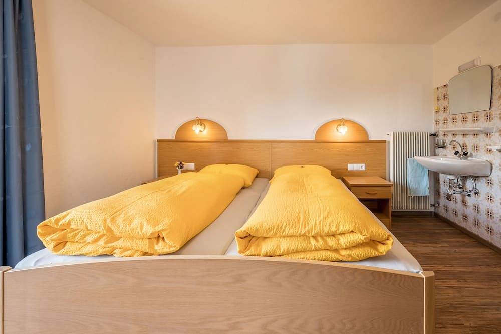 Ganze Wohnung, Ferienwohnungen Haus Adler in Meransen – Urlaub in Südtirol mit Almencard Plus in Meransen, Mühlbach