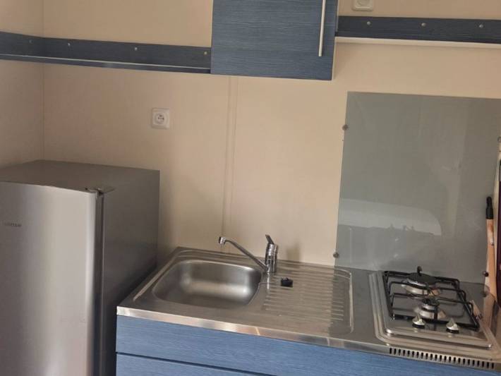 Mobil home pour 5 personnes, avec terrasse, animaux acceptés à Champagnac-le-Vieux - 3