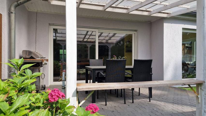 Ferienwohnung für 3 Personen, mit Terrasse und Garten in Wietze