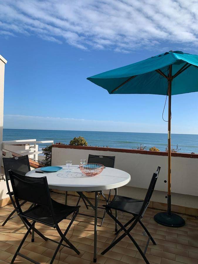 Gîte pour 4 personnes, avec piscine ainsi que balcon et vue dans Plage Port Est Frontignan