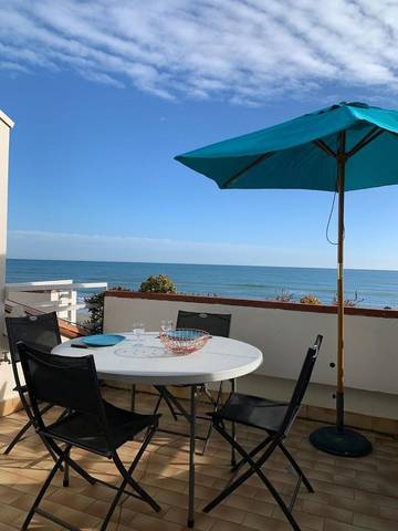 Gîte pour 4 personnes, avec balcon ainsi que vue et piscine dans Plage Port Est Frontignan