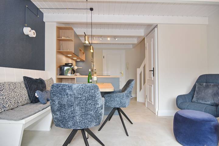 Ferienwohnung für 4 Personen, mit Balkon und Pool sowie Sauna - 1
