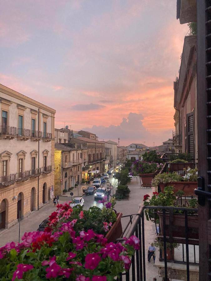 Location de vacances pour 2 personnes, avec vue et balcon à Mazzarino - 3