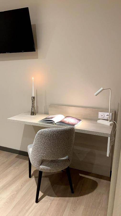 Hôtel pour 4 personnes, avec terrasse à Nogent - 2