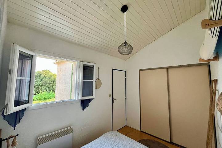 Gîte pour 4 personnes dans Plage de La Perroche - 2