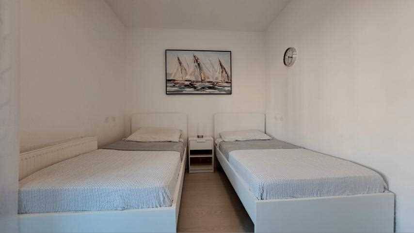 Ganze Wohnung, Geräumige Wohnung in der Nähe des Sandstrandes und der Promenade in Medulin in Medulin Stadt, Medulin