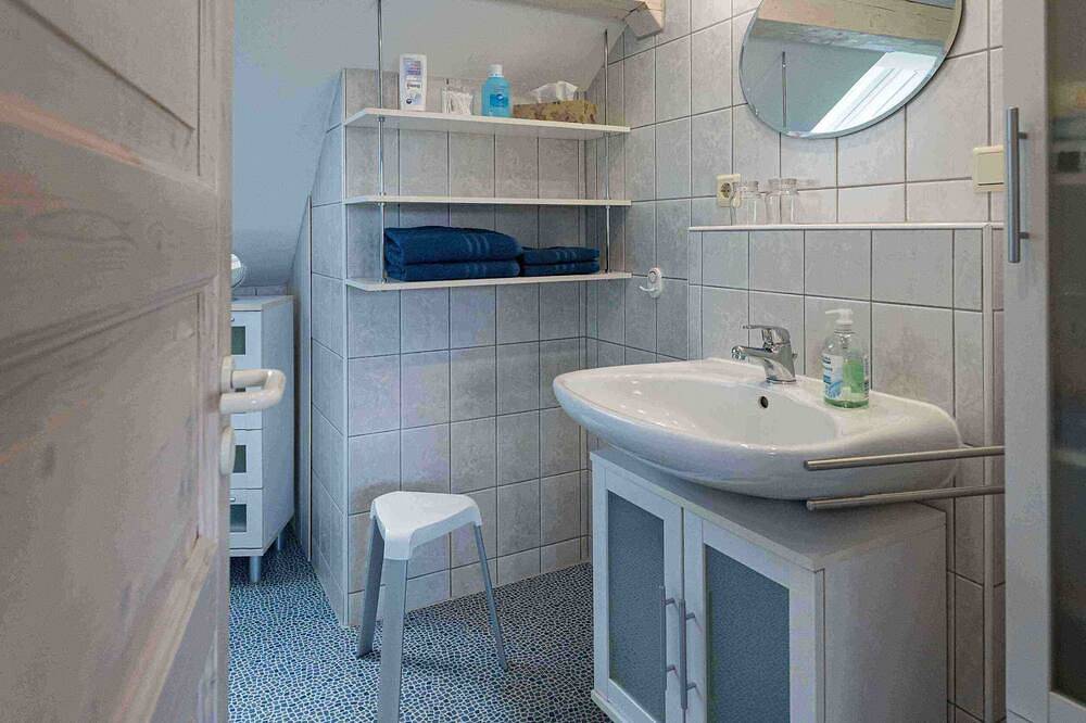 Ganze Wohnung, Ferienwohnung (70qm) mit Garten und Holzpavillon in Beilngries, Altmühltal