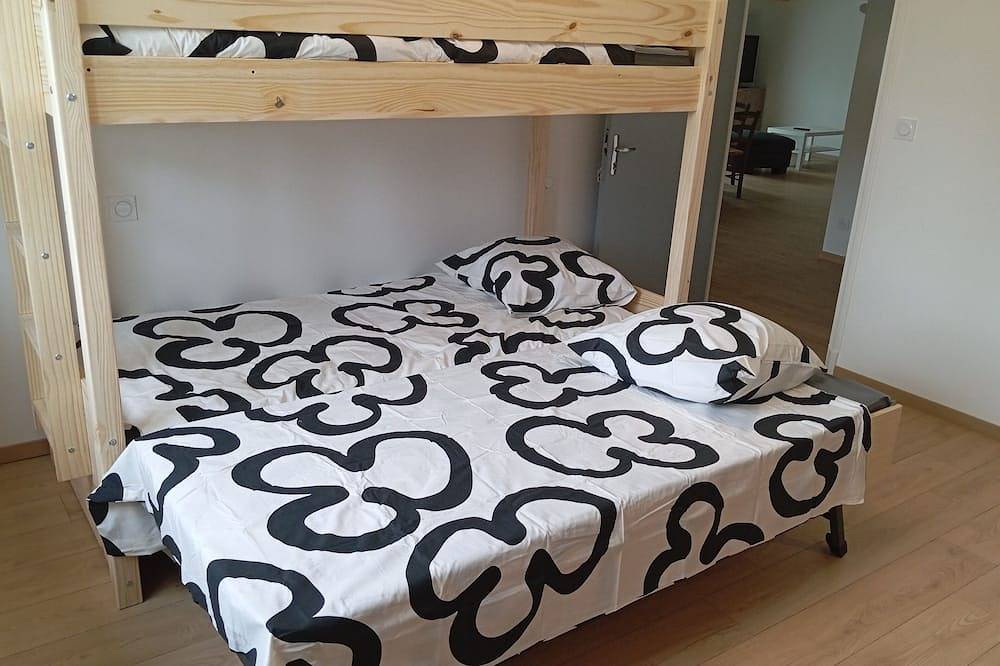Ganze Wohnung, Chez Alex et Flo F3 cosy and comfortable in Salles-Curan, Aveyron