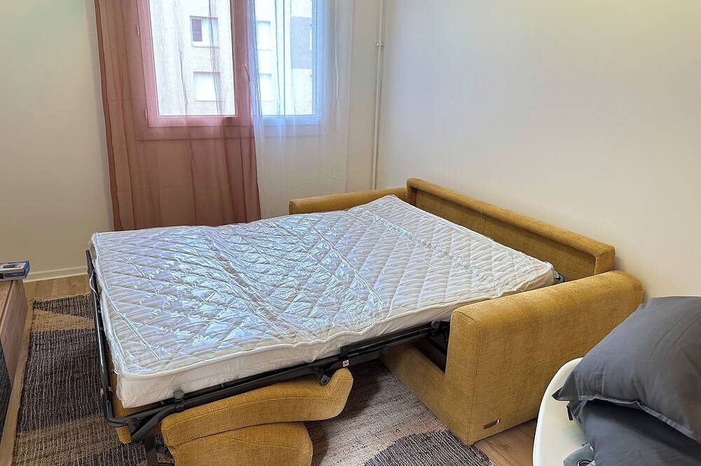 Entire apartment, Comfort and greenery: modern 2-room apartment with parking in Domont in Domont, Val-d'Oise