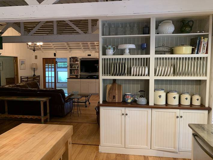 Barn for 8 people, with yard, with pets in New England