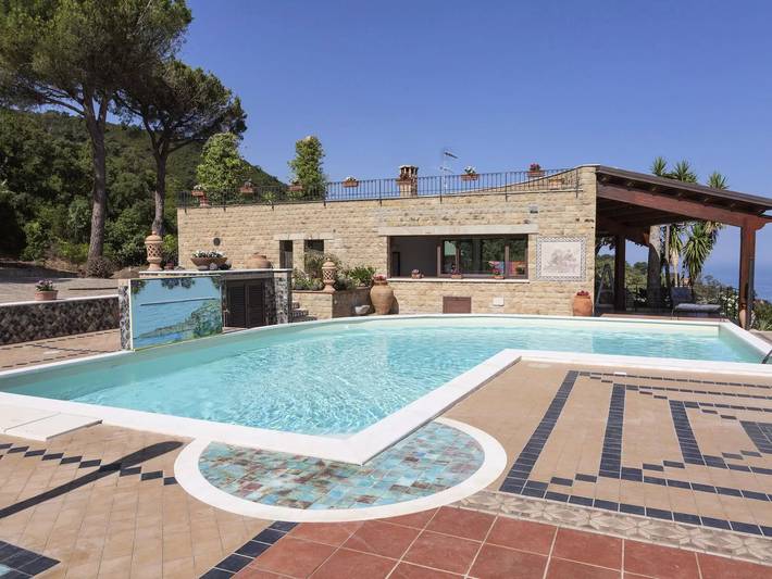 Villa per 10 persone, con giardino e piscina a Cefalù (Comune)