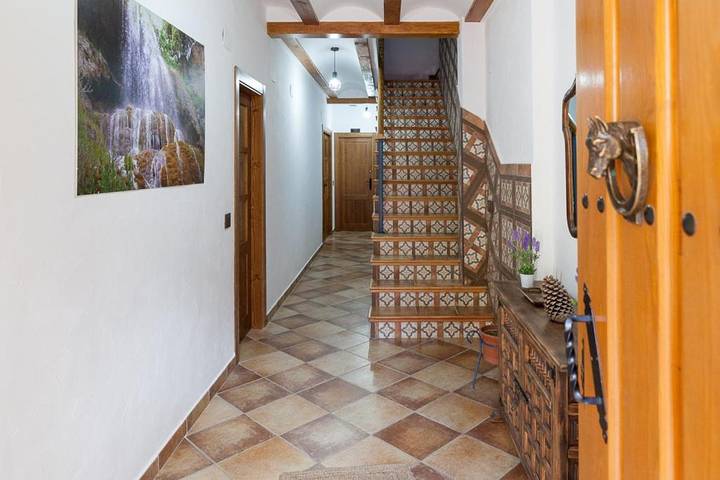 Casa de vacaciones para 11 personas, con Balcón y Jacuzzi además de Terraza y Vistas en Requena-Utiel - 2