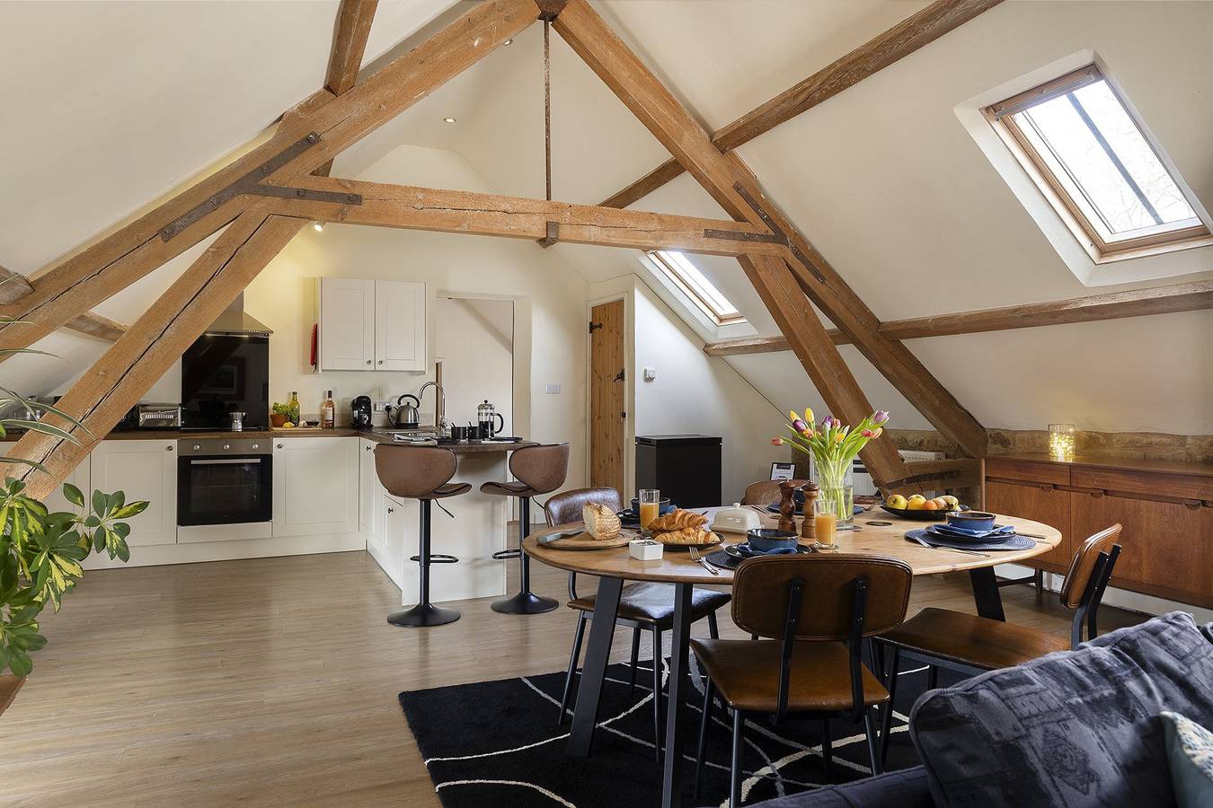 Entire apartment, The Granary at Oriel Farm in Oxfordshire