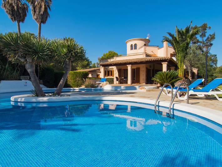 Villa pour 10 personnes, avec terrasse à Cala Ferrera