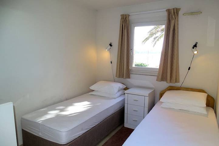 Gîte pour 6 personnes, avec terrasse dans Agay - 4