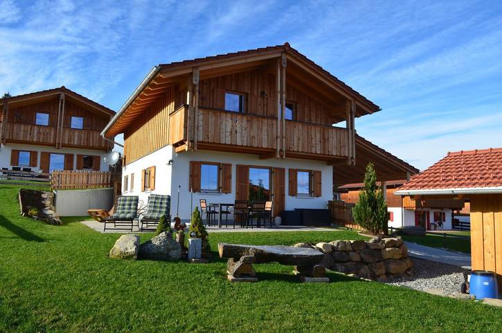 Ferienhaus für 6 Personen, mit Garten und Seeblick sowie Ausblick und Sauna im Allgäu