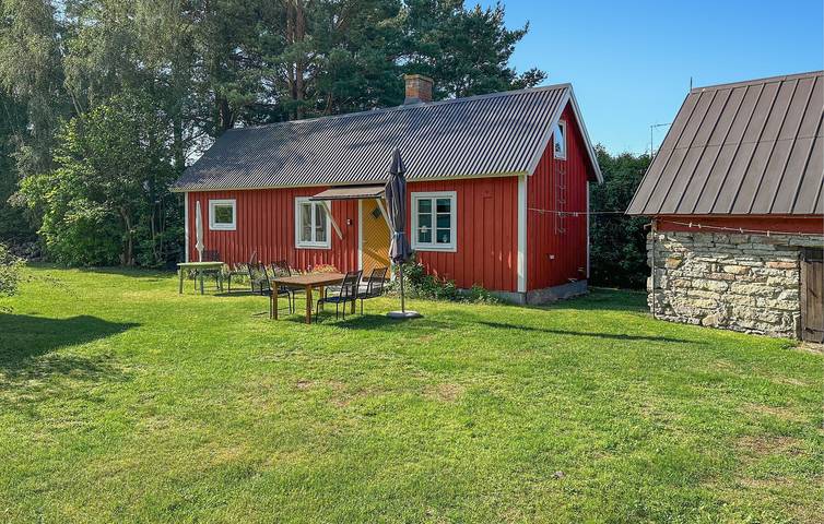 Hus för 6 Personer med trädgård in Öland