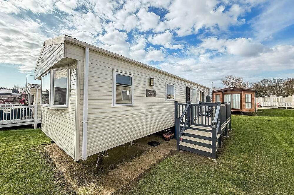 Static Caravan for 6 People in Waveney District, Suffolk
