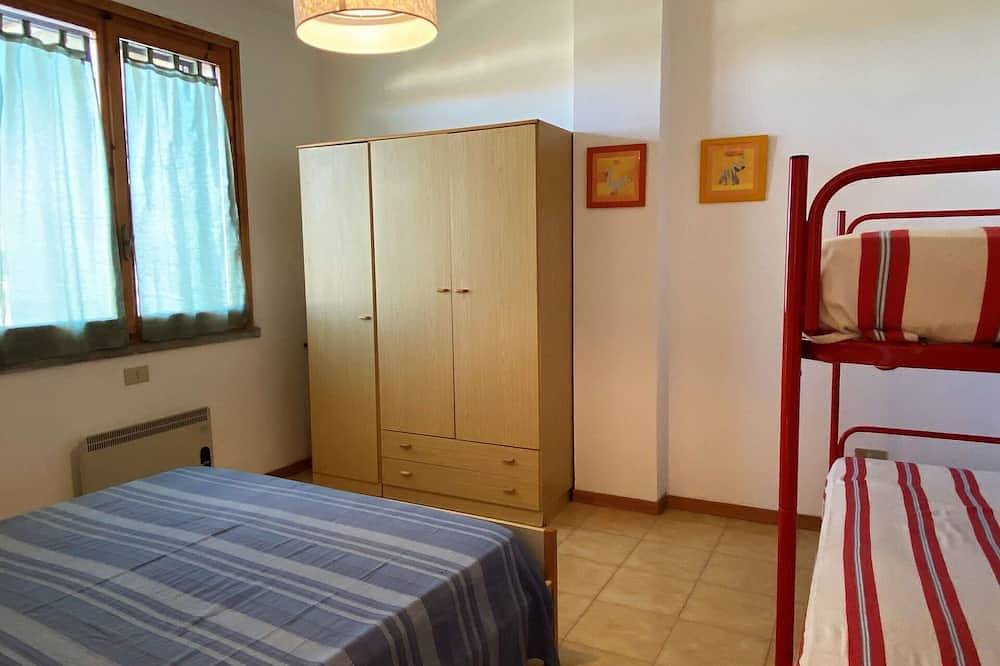 Ganze Wohnung, Schöne Wohnung für 5 Personen mit Terrasse und Haustiere erlaubt in Mazzanta, Etruskische Küste