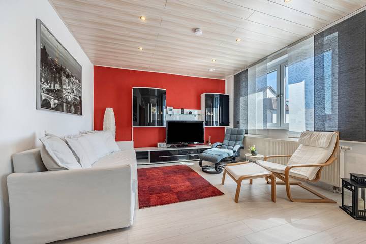Hel lägenhet, Apartment 'Messe-und-Ferien-Wohnung' with Wi-Fi in Seelze, Region Hannover