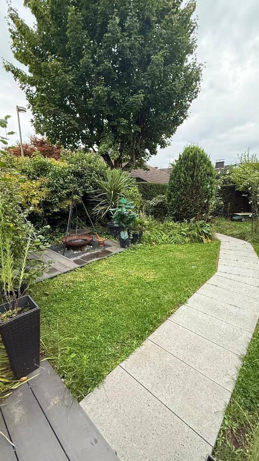 Geheel appartement, Family-friendly oasis with sauna & terrace in Mettmann, Kreis Mettmann