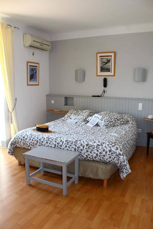 Hôtel Résidence Larroque in Caussade, Quercy