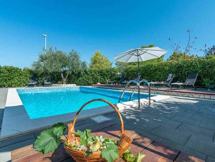 Ferienhaus für 6 Personen in Bilice