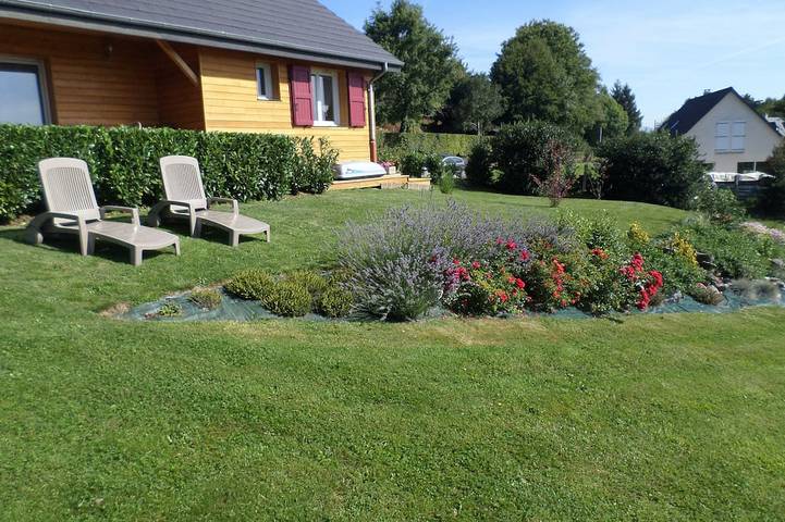 Chalet voor 6 personen, met tuin en terras in Cantal