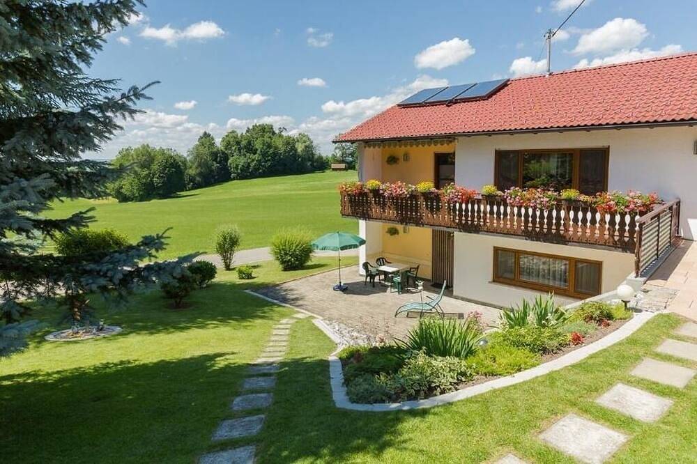 Ganze Wohnung, Ferienwohnung/App. für 3 Gäste mit 45m² in Grünkraut in Grünkraut, Region Bodensee-Oberschwaben